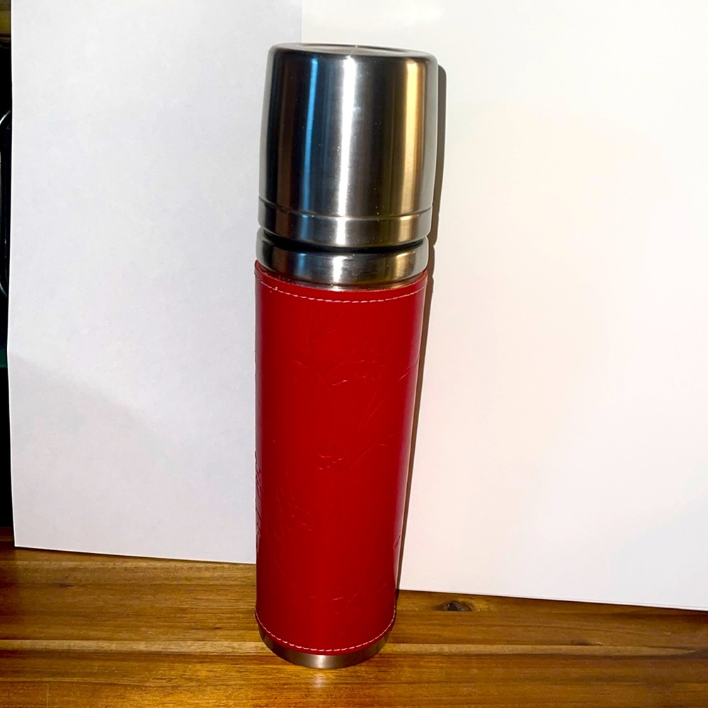 Starbucks Holiday Insulated Stainless Steel Red Tumbler 16 oz Screw Top 2015
